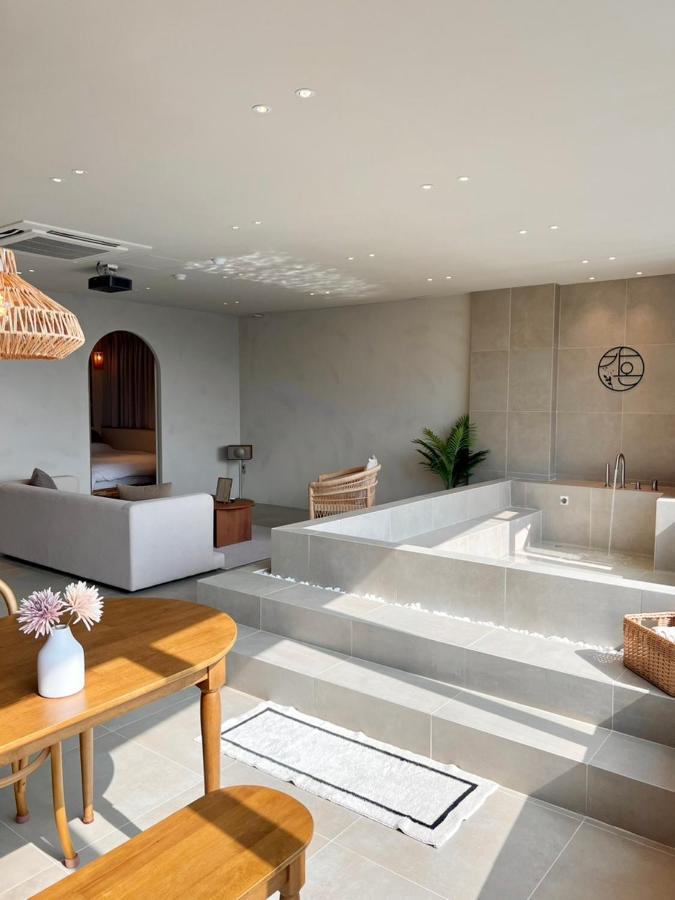 Poolvilla Gaon Vila Busan