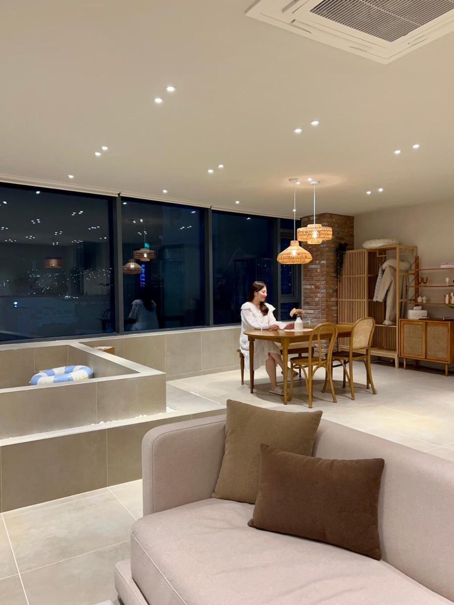 Poolvilla Gaon Vila Busan